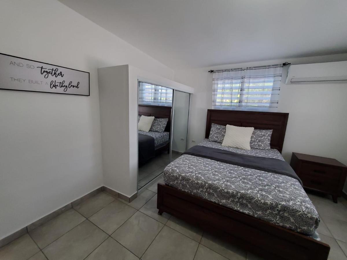 Aguadilla Sunrise Apt With Ac Wifi 8 Minute Walk From Crashboat Beach Exterior foto